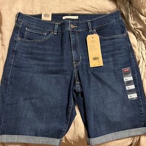 Ladies denim shorts